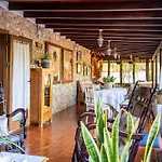 Casa Lazaro, *