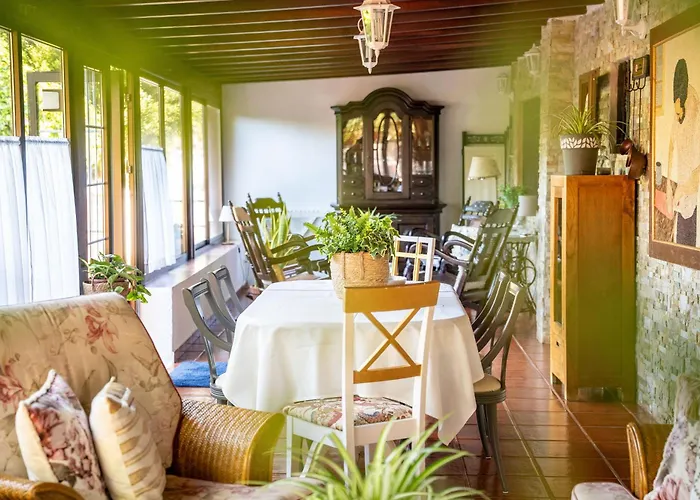 Casa Lazaro,